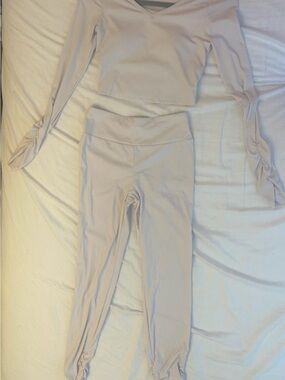 Forever 21 Off-white High-Waist Leggings